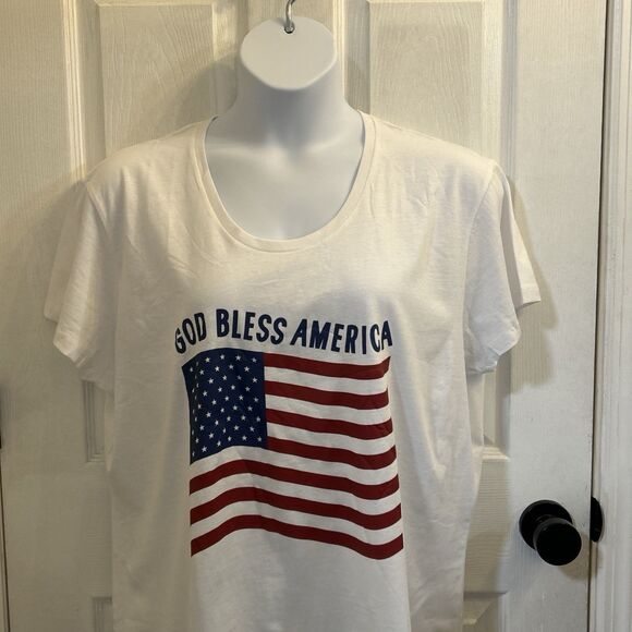 Ladies 2XL God Bless America T-Shirt White USA Flag Graphic Tee 100% Cotton - Picture 4 of 16